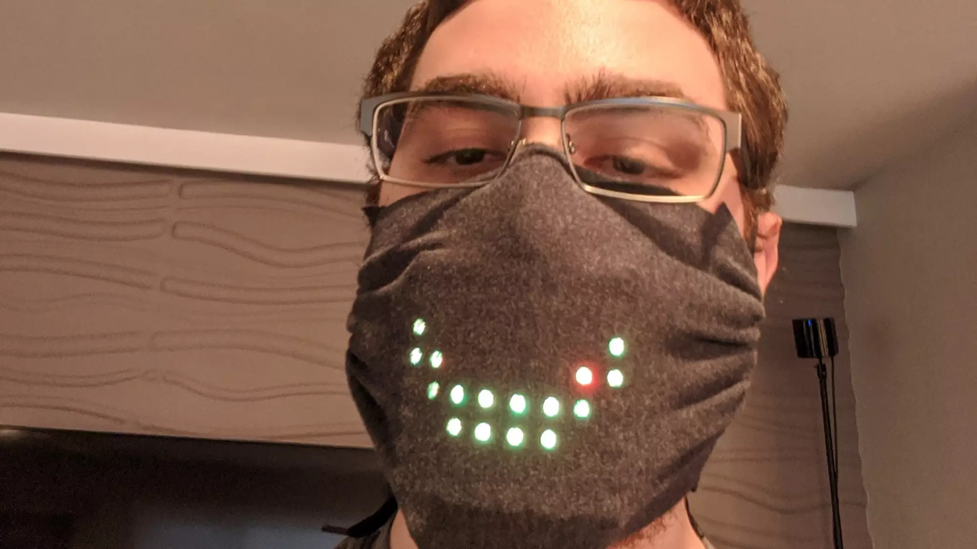Computer Programmer Creates Voice Controlled Face Mask With Moving LED Mouth