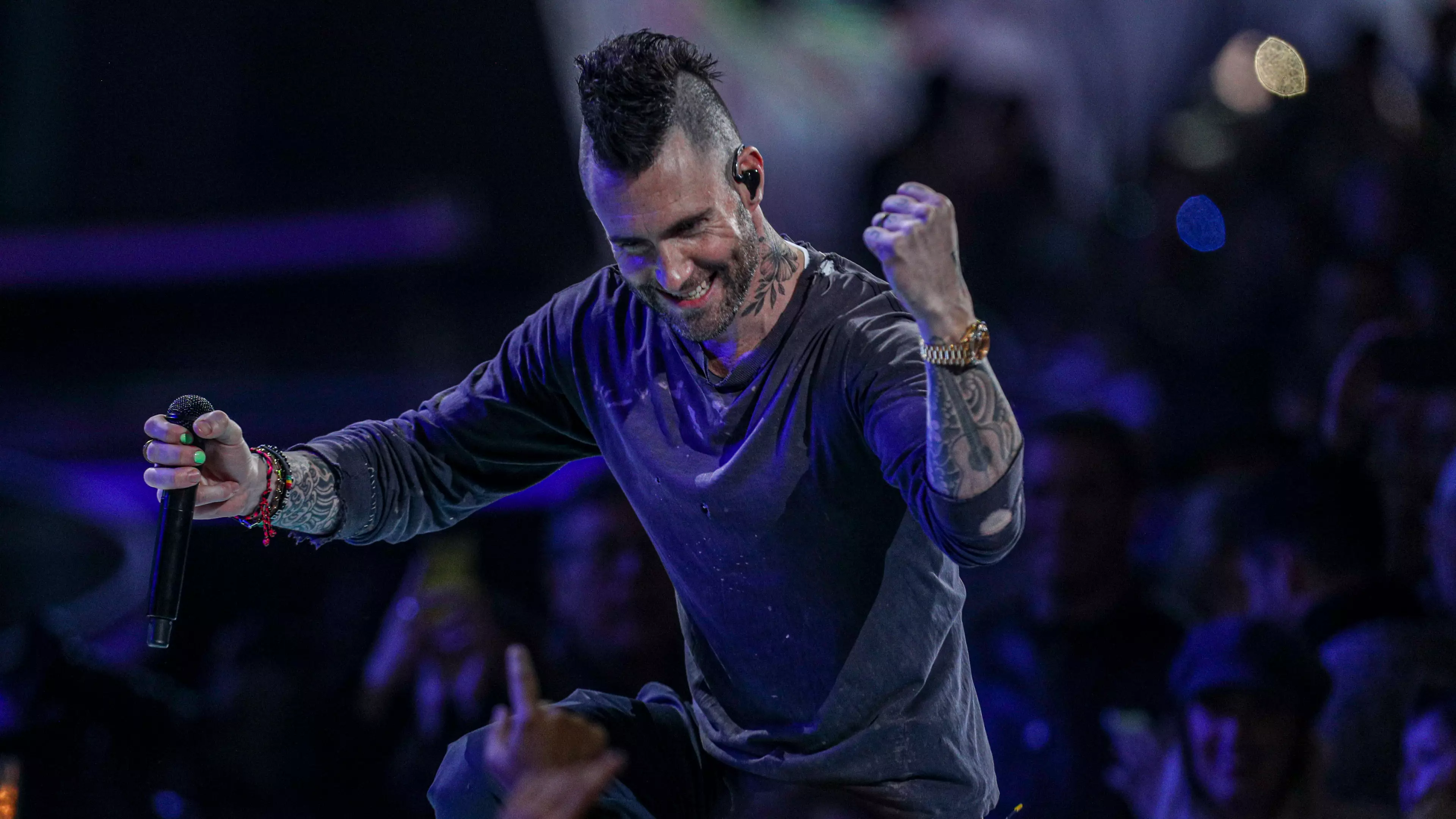 Adam Levine Apologises For 'Unprofessional' Maroon 5 Performance At Chilean Festival
