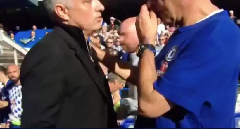 People Think Maurizio Sarri Picked His Nose And Wiped It On Jose Mourinho