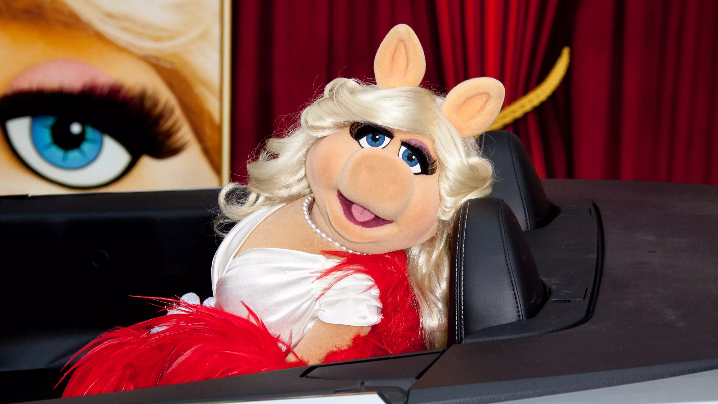 Ciaté Is Launching A Miss Piggy Inspired Beauty Range