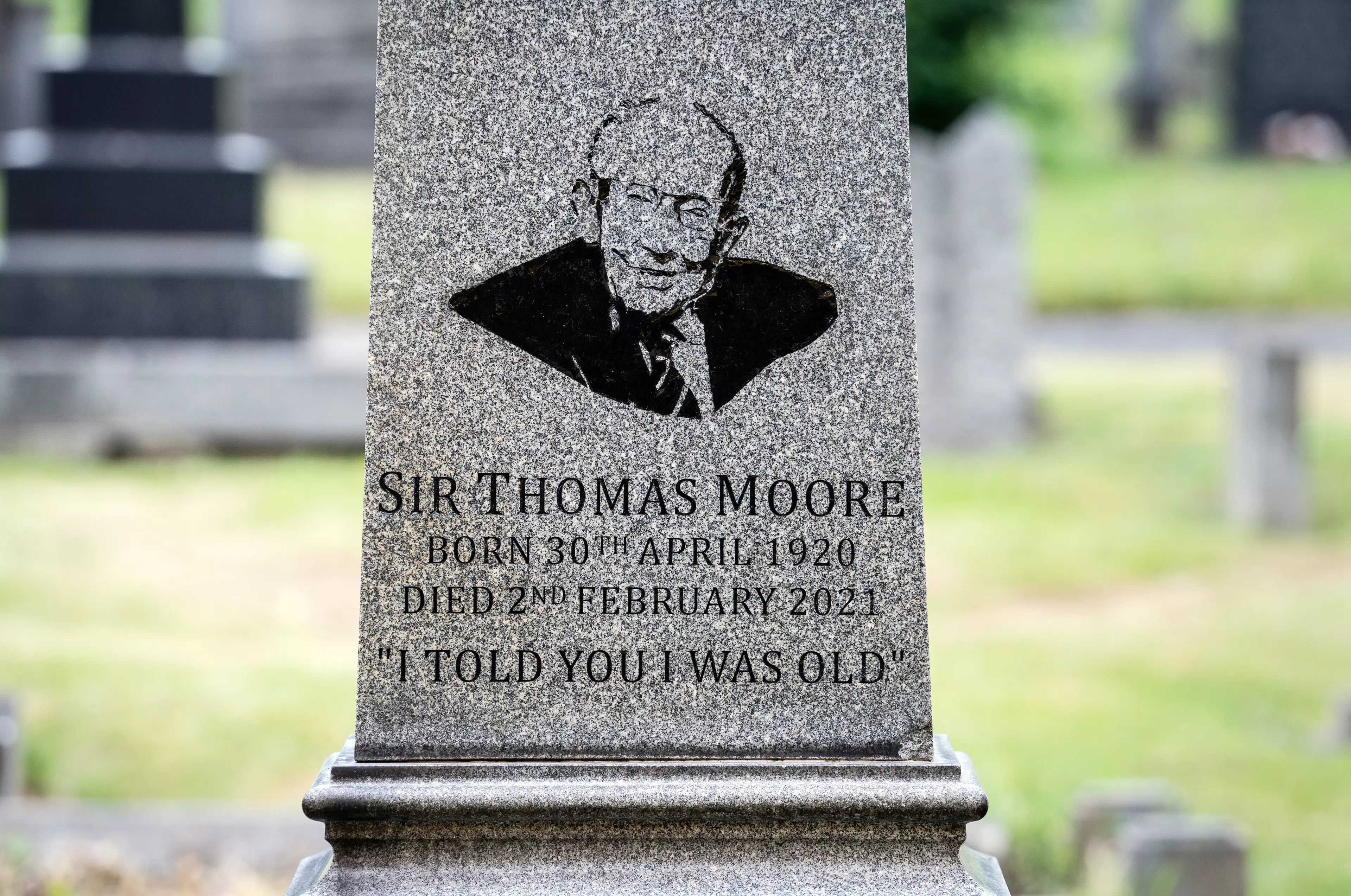 Tom's headstone.