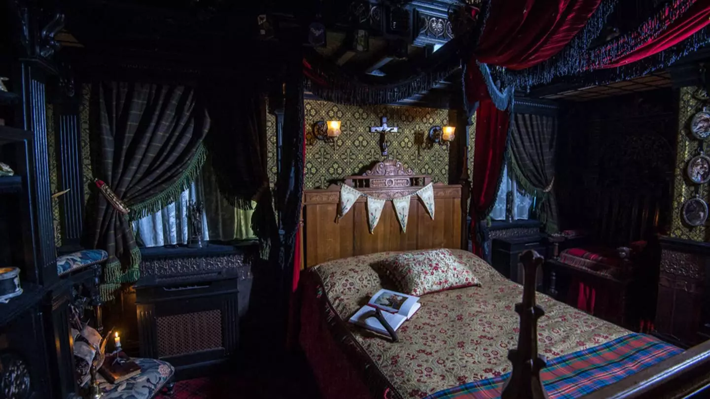You Can Actually Stay In This 600-Year-Old Airbnb Room Haunted By The Ghost Of A Child
