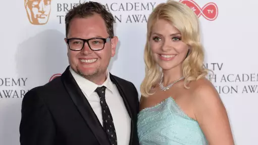 Holly Willoughby Downs Tequila On Air After Alan Carr's Criticism