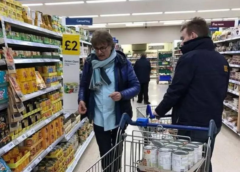 Tesco Turns Away Man Buying £200 Worth Of Food For Homeless