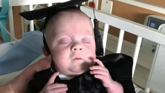 Nurses Hold Graduation Ceremony For Premature Baby As He Leaves Hospital