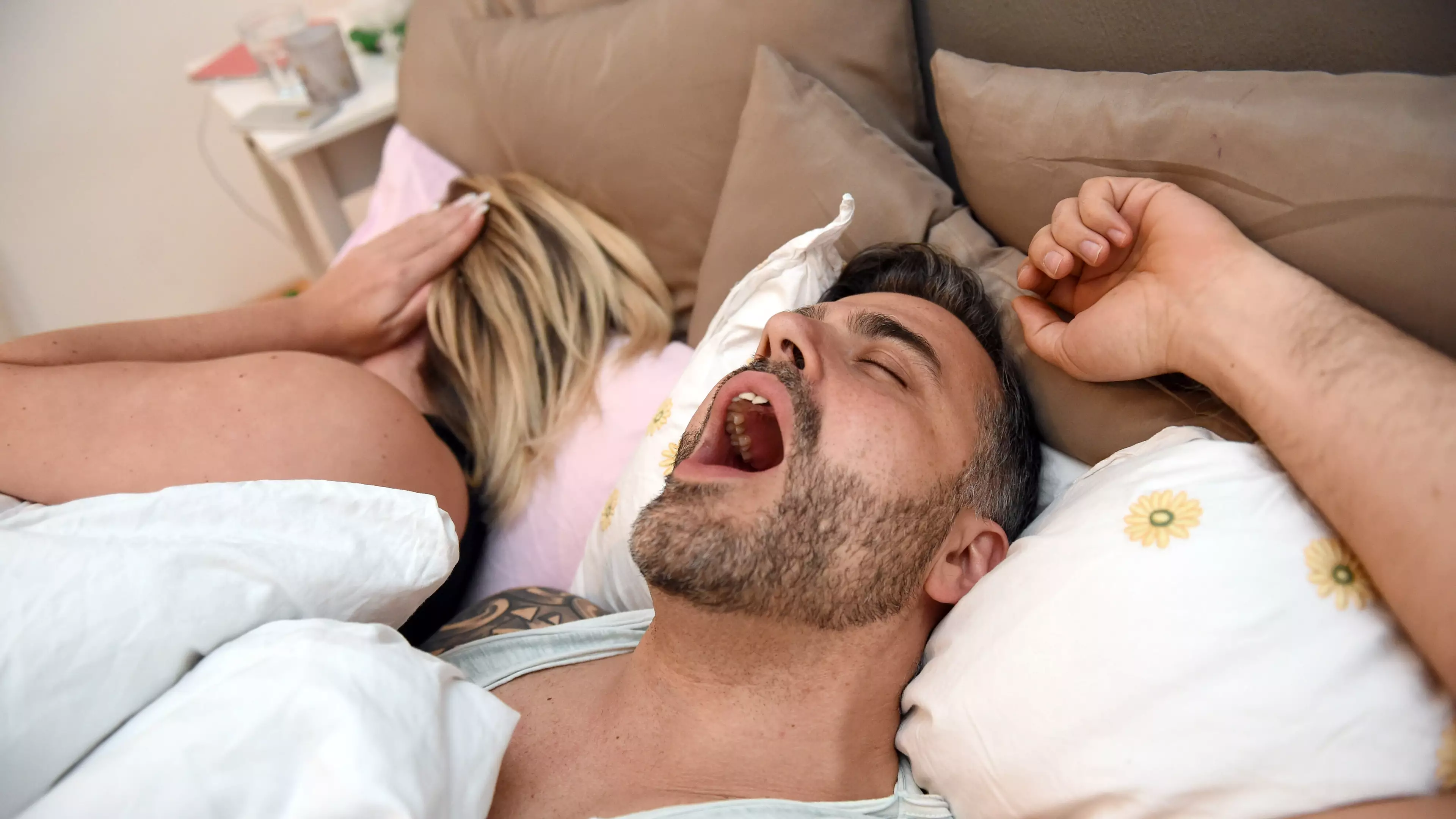 This Buzzer Could Be The Answer To Stop Your Partner Snoring