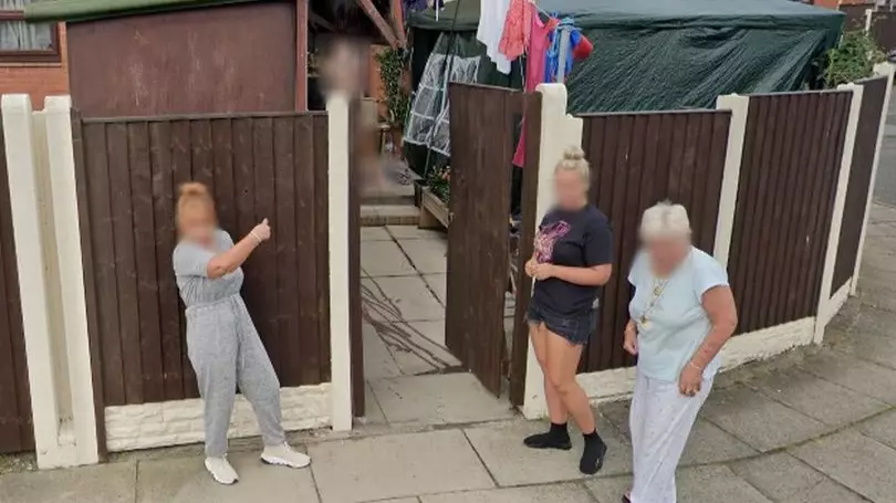 Woman Flashes Boobs At Google Maps Street View Camera 