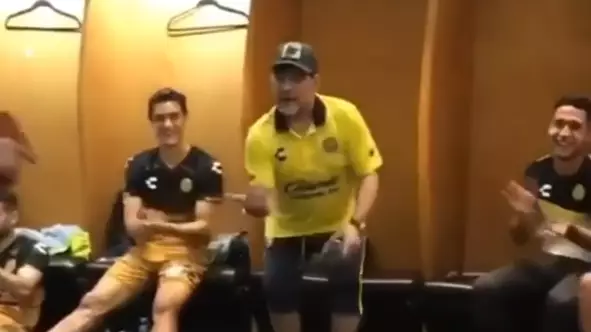 How Diego Maradona Celebrates In The Dressing Room After A Win 