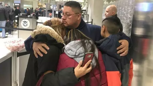 Dad Is Deported From The US Despite Arriving As A 10-Year-Old