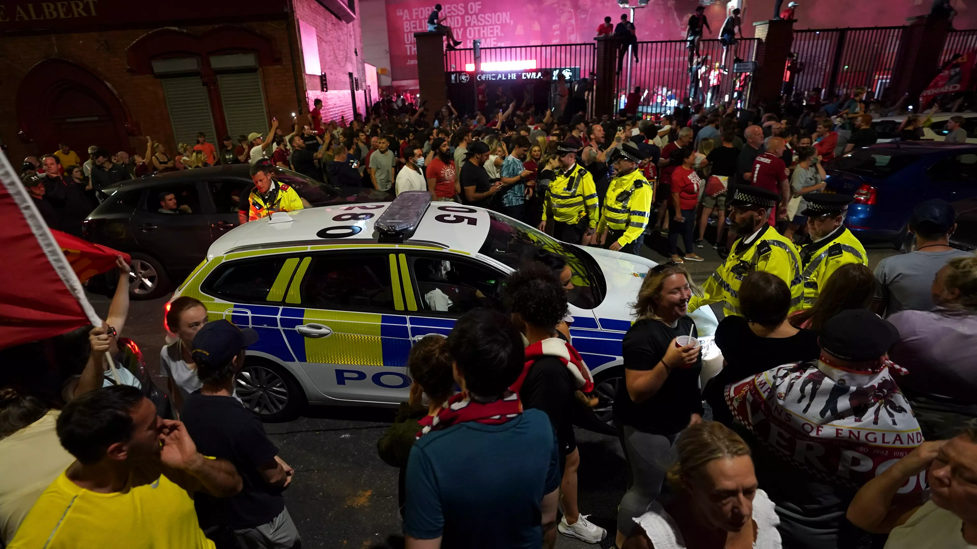 Police Slam Thousands Of Liverpool Fans For Filling Streets Amid Coronavirus Crisis