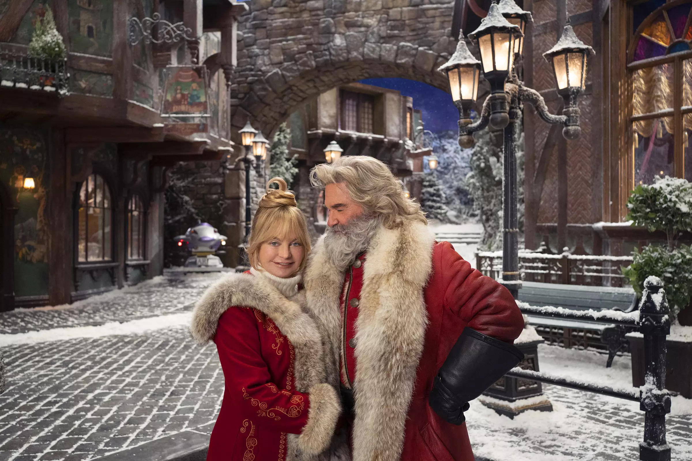 Goldie Hawn Joins Kurt Russell For Christmas Chronicles 2