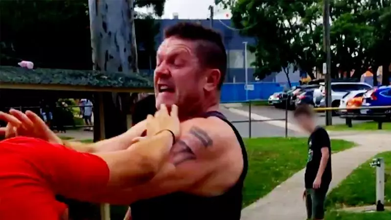 Australian Dad Attacks 14-Year-Old Kid For Bullying His Daughter