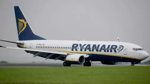 Ryanair's £7.99 Flash Sale Caused Their Website To Go Down