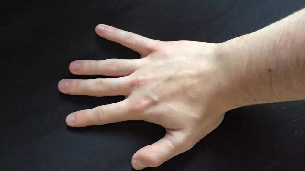 Your Finger Length Actually Reveals A Lot About Your Penis Size
