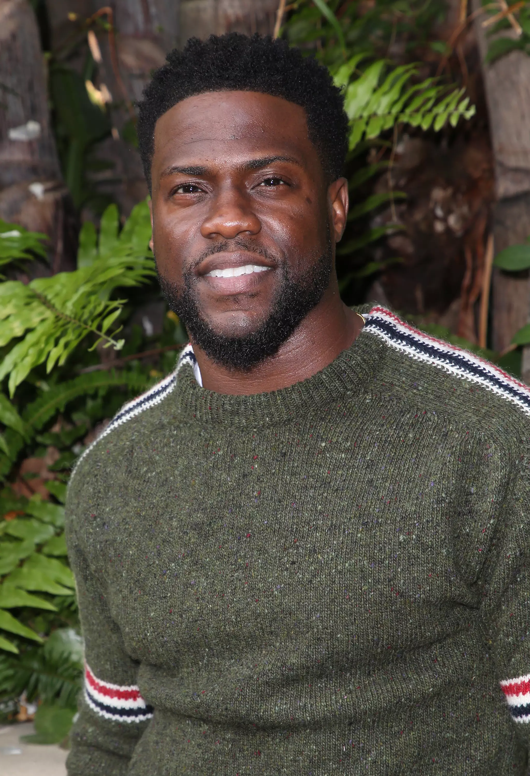 Kevin Hart stepped down from hosting the Oscars after homophobic tweets resurfaced.