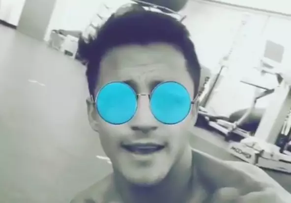 WATCH: Arsenal’s Alexis Sanchez Posts Seriously Weird Chris Brown-Themed Video