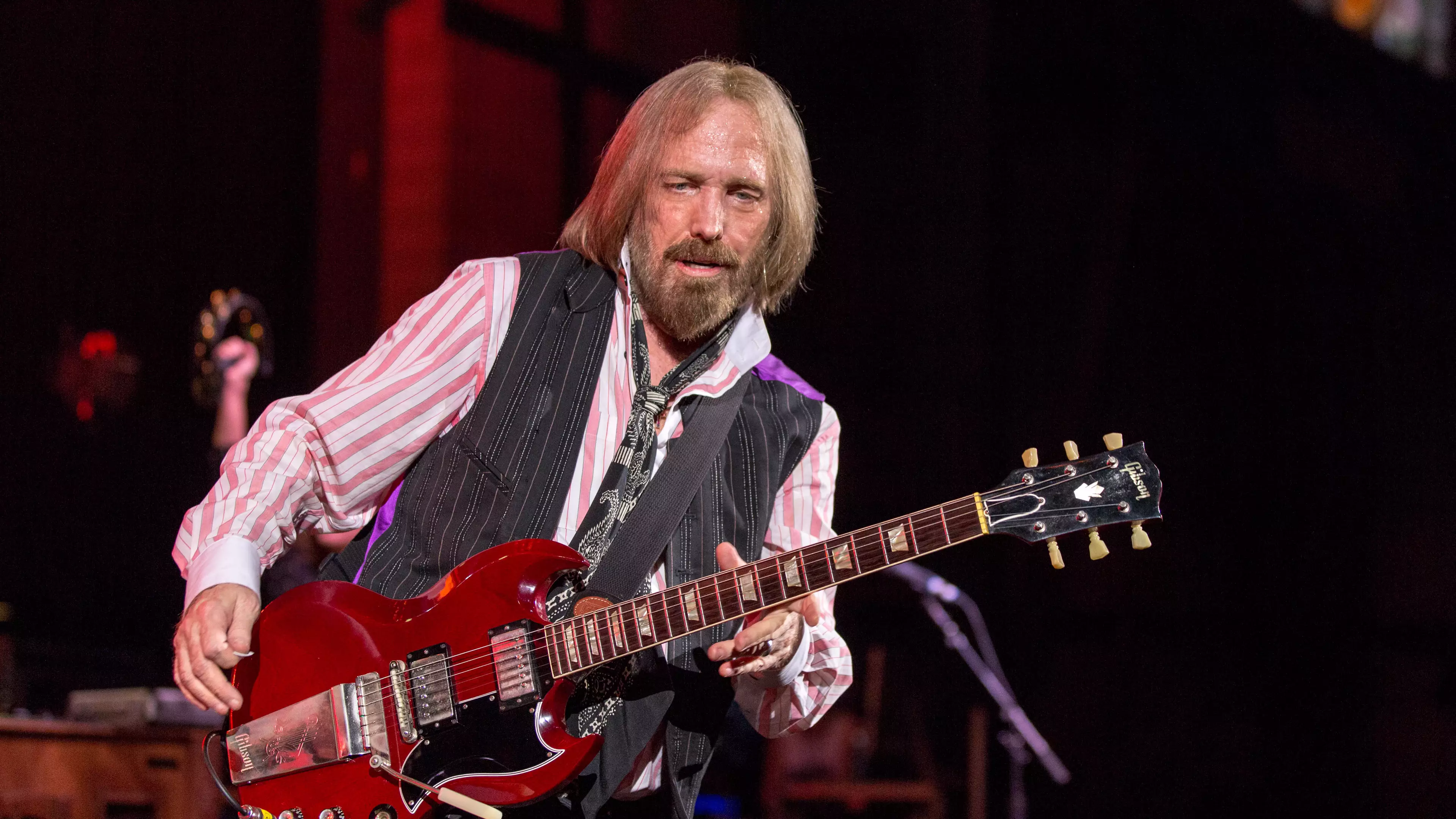 Singer Tom Petty Has Been Taken To Hospital After Suffering Cardiac Arrest