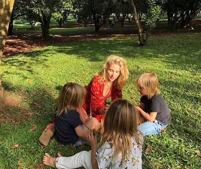 Elsa with the children.