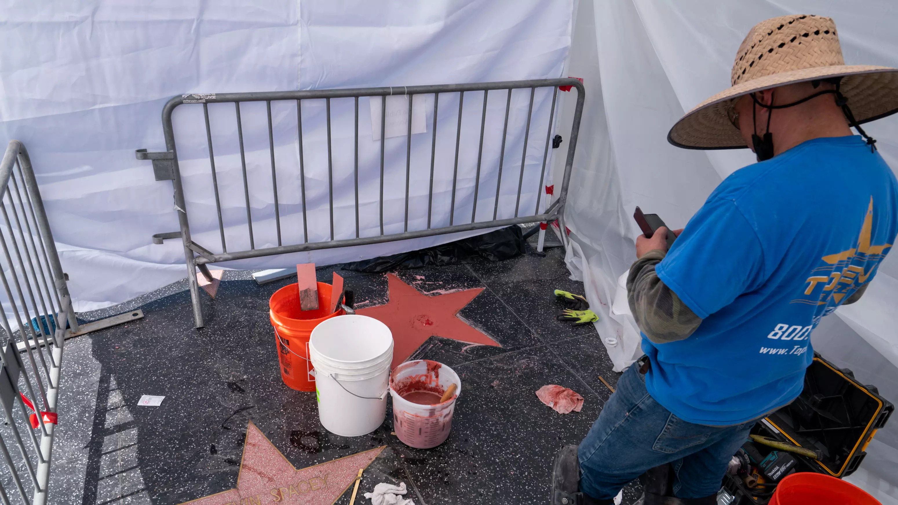 Donald Trump's Hollywood Walk Of Fame Star Smashed By Someone Dressed As Hulk
