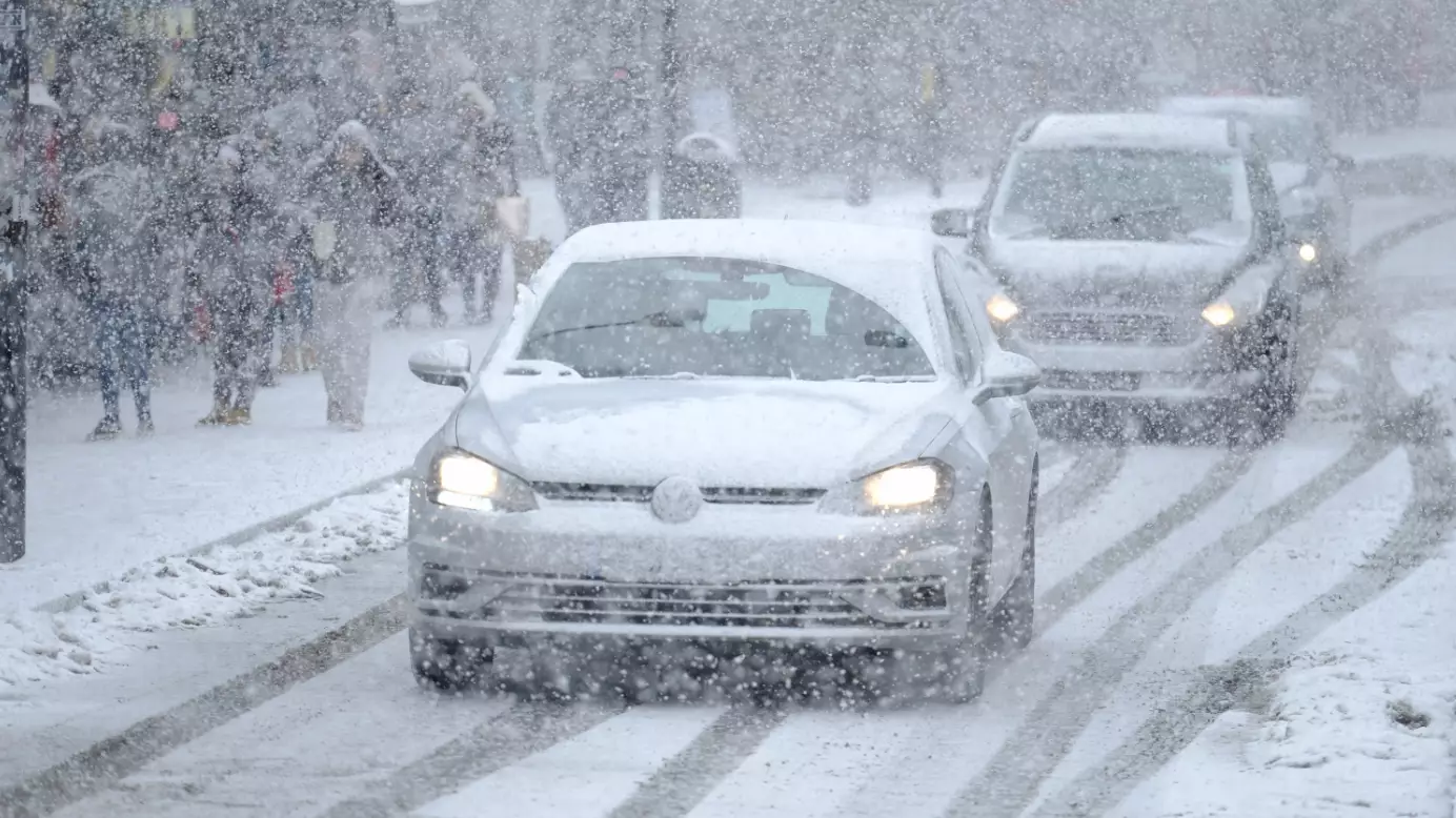 ​Brits Told Not To Travel As They Brace For 20 Inches Of Snow