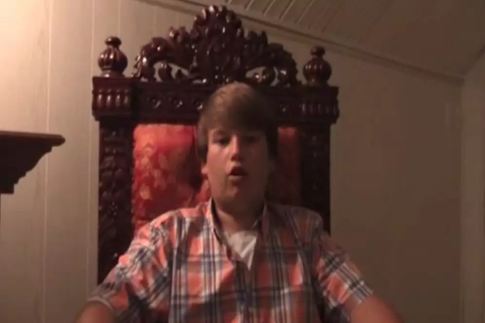 In 2015, a 14-year-old Curtis posted an update on his life to YouTube.