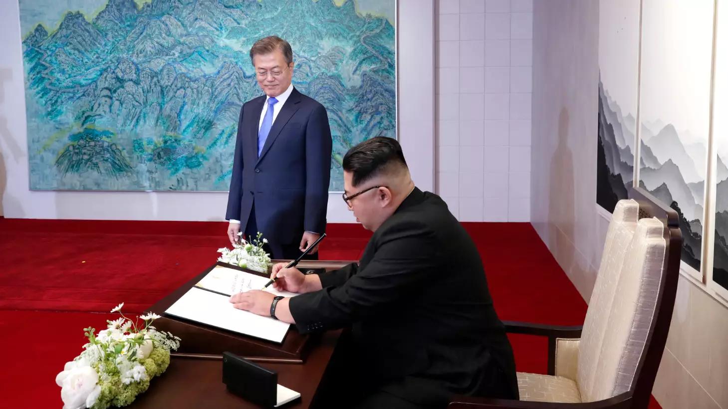 ​Kim Jong-un Writes 'New History Starts From Now' In Peace House Guest Book 