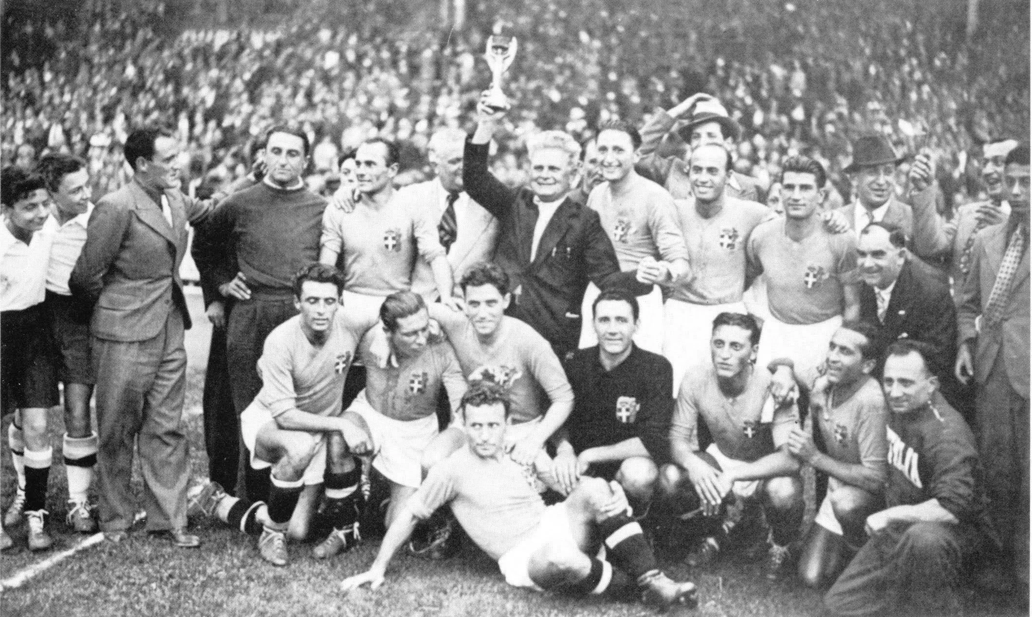 Italy beats Hungary in the 1938 FIFA World Cup final (