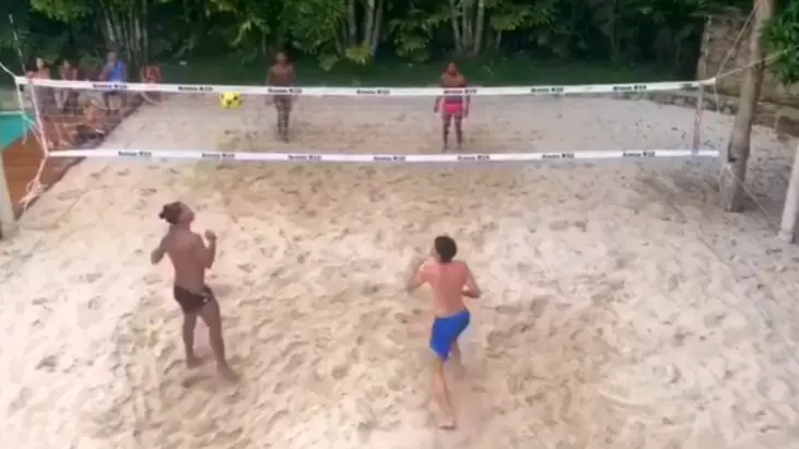 Ronaldinho Is One Of World's Best At Foot-Volley Ball 