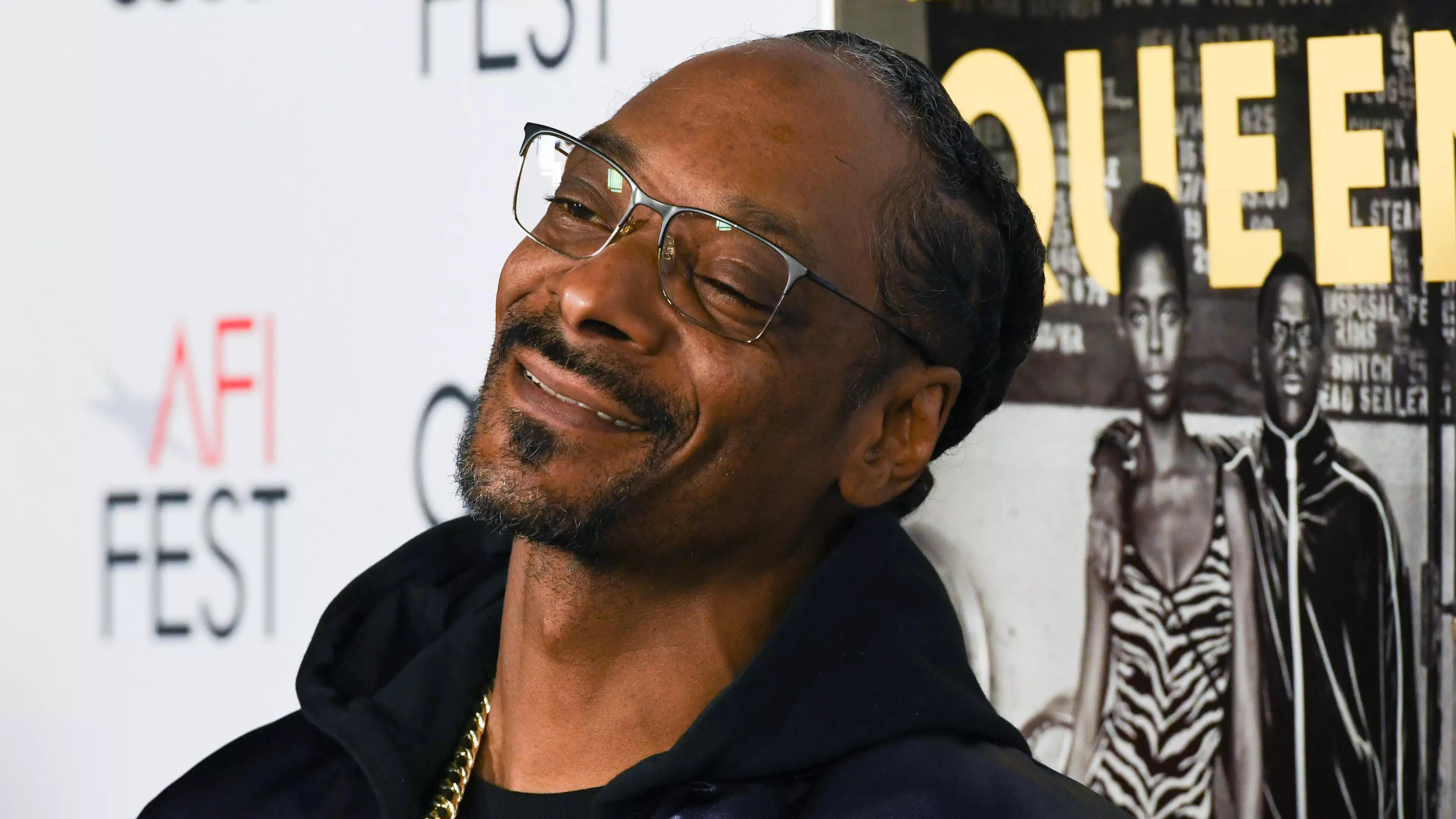 Snoop Dogg Makes Himself 'Sexiest Man Alive' With Mock People Cover