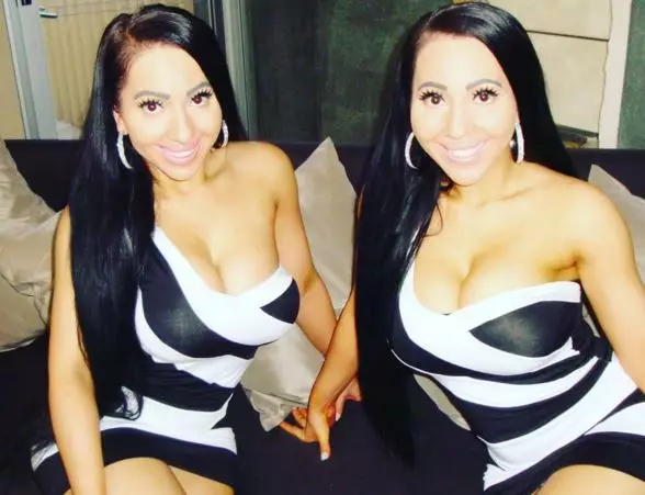 These Identical Twins Want Identical Pregnancies With The Boyfriend They Share