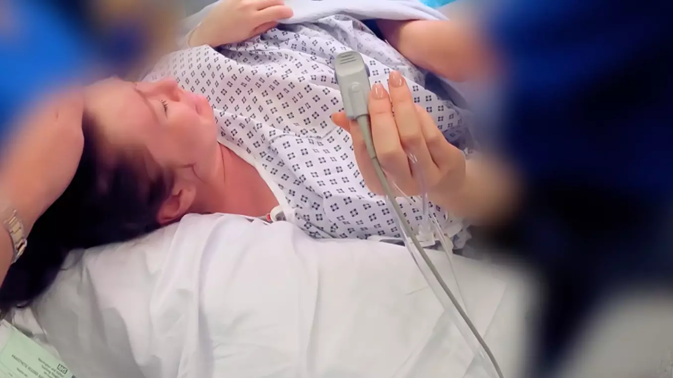 Charlotte Dawson Shares Dramatic Footage Of Forceps Delivery At Birth Of Baby Noah