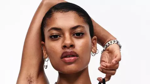 People Are Kicking Off Over Nike Advert Featuring A Model With Armpit Hair