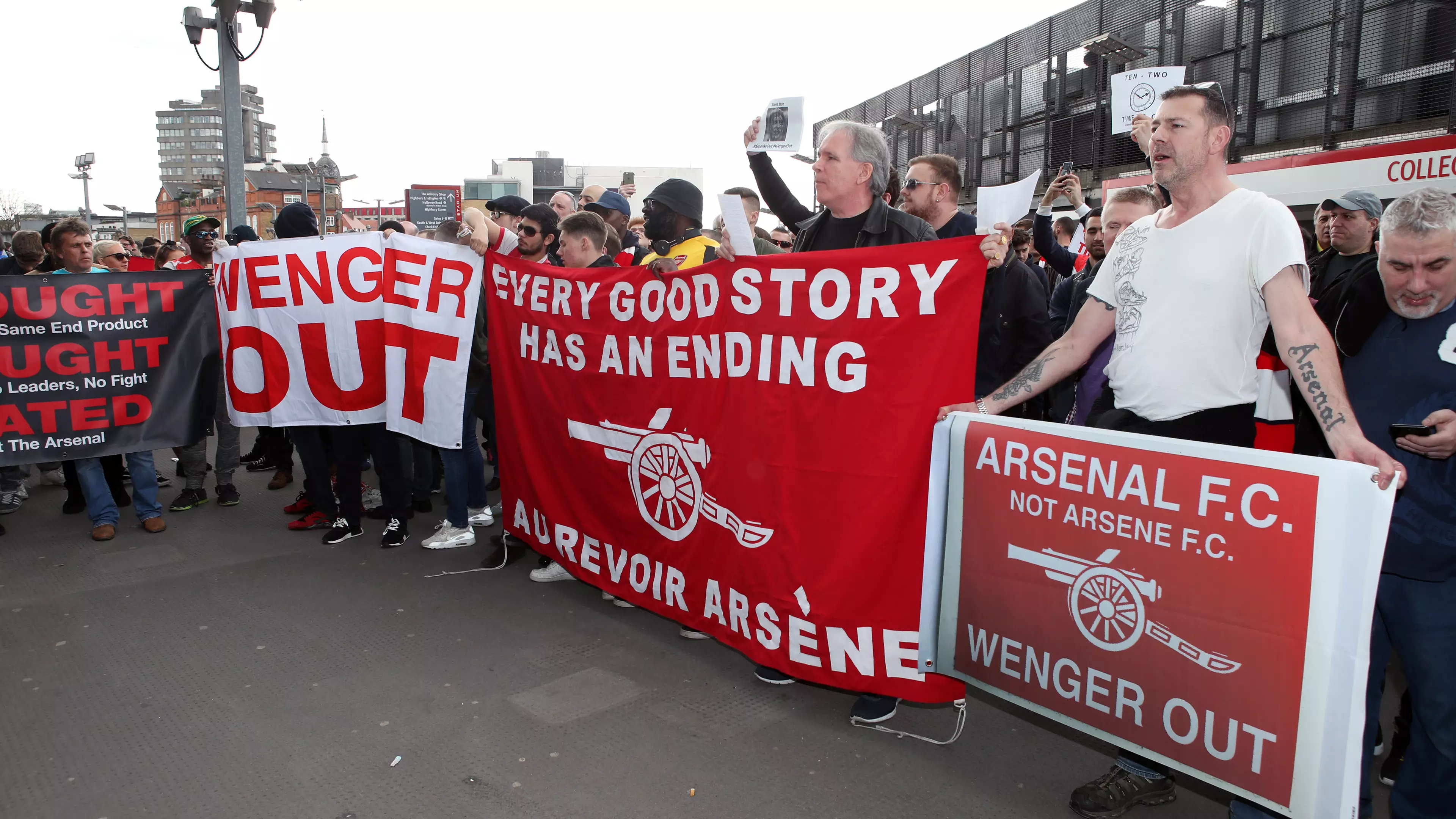 Two Arsenal Fans Take Wenger Out Protest To The Next Level