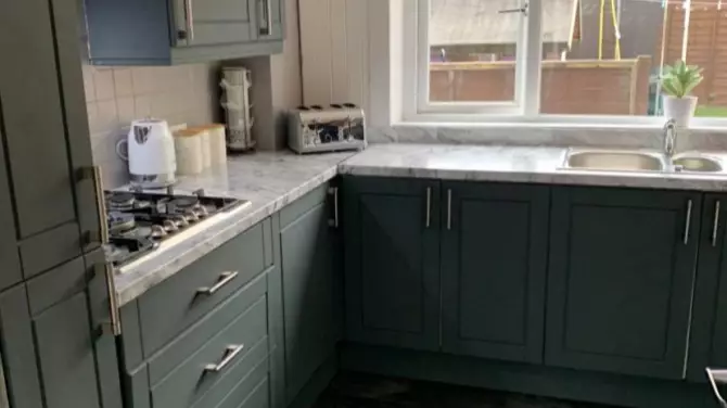 Woman Transforms Kitchen For Just £120 Using Paint And Vinyl