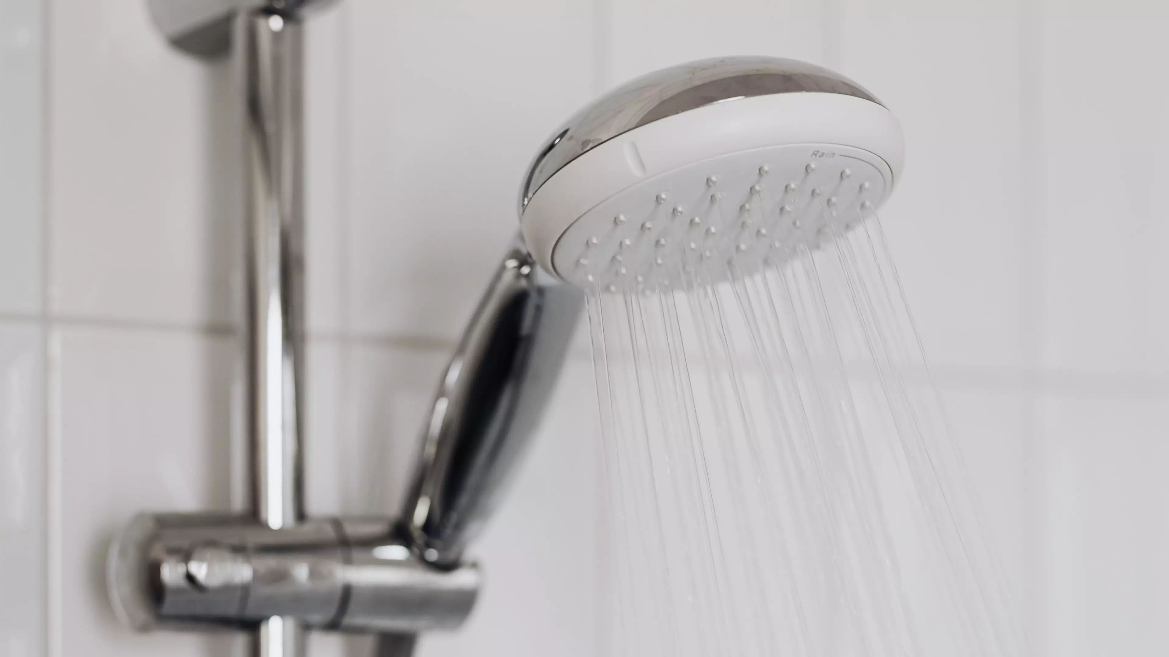 Doctor Issues Warning About Peeing In The Shower