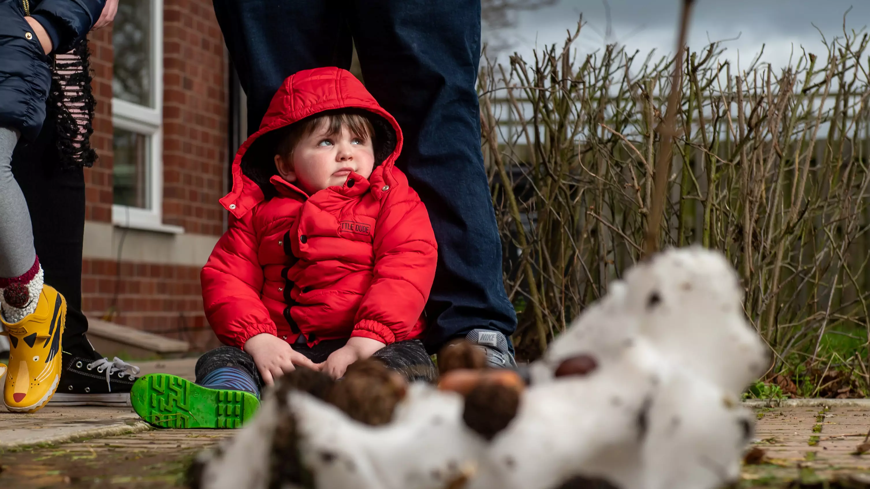 Binman Filmed Booting Child's Snowman In The Head Refuses To Apologise 