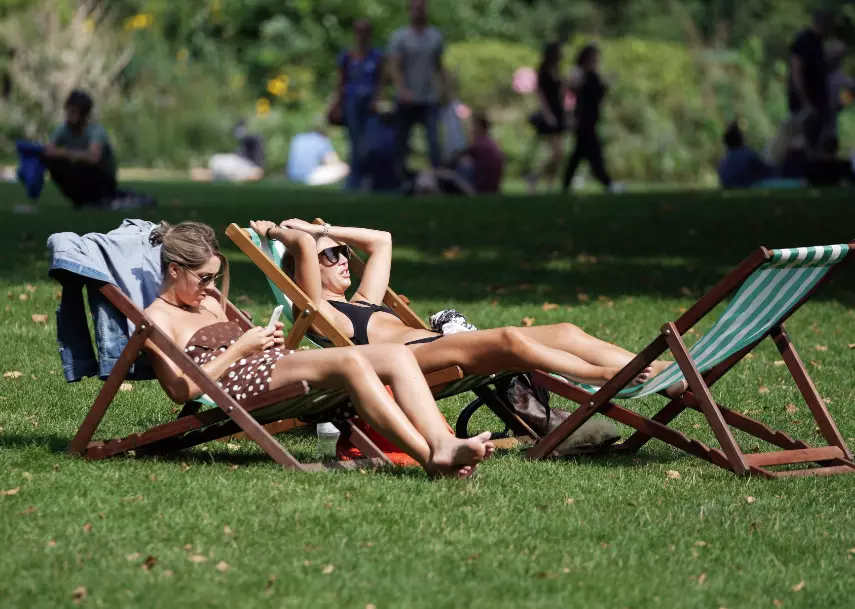 Brits are set to enjoy a warmer spell after a cooler-than-average bank holiday (