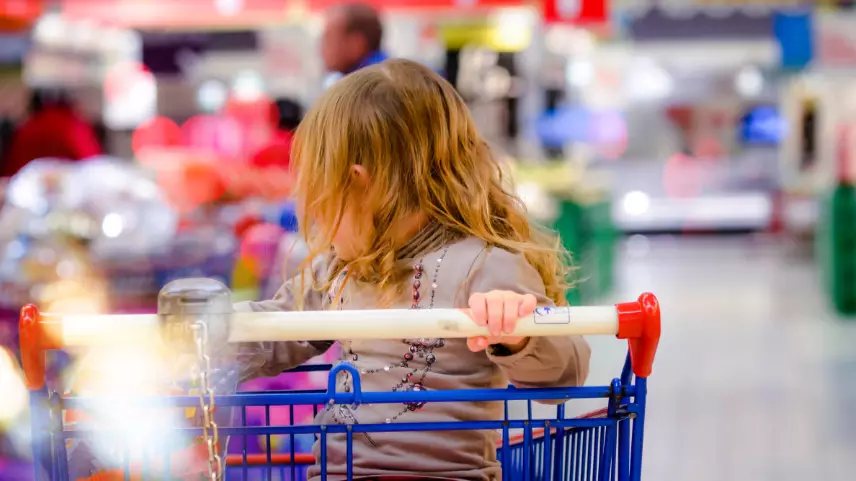 Supermarkets Are Turning Children Away In Tough Self-Distancing Measures