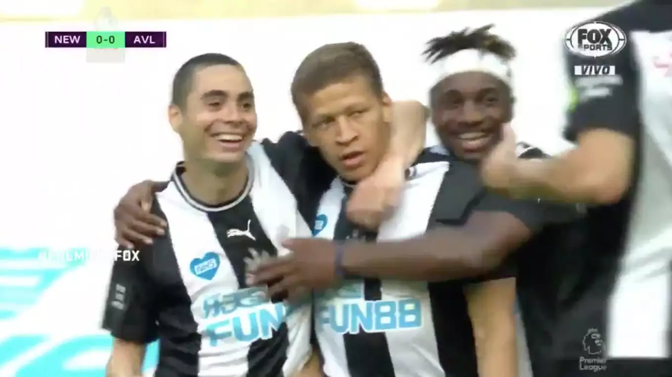 Fox Sports Commentator's Reaction To Dwight Gayle's Goal Is The Best Thing Ever