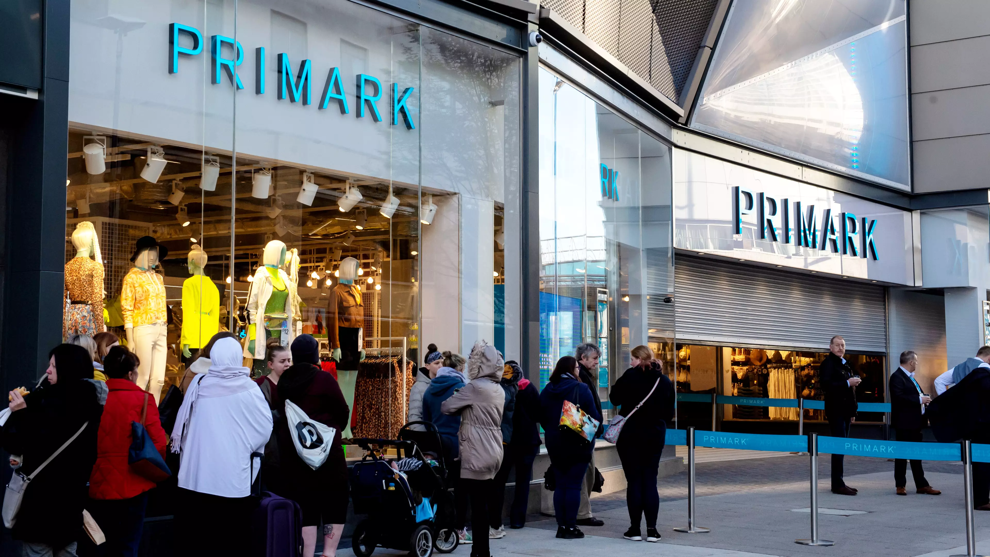 Hundreds Queue To Be First Through Doors Of World's Biggest Primark