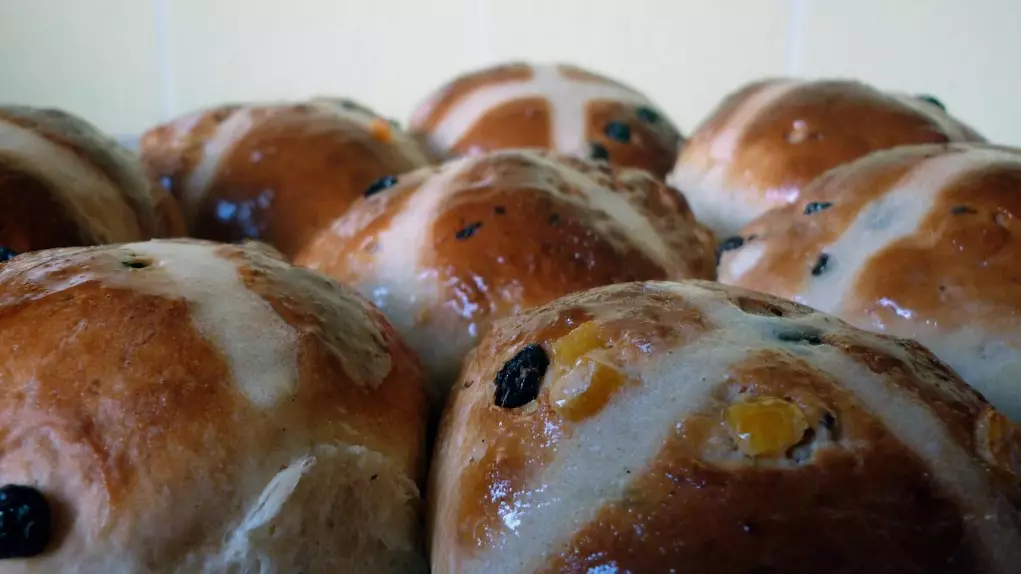 Coles Announces It Is Selling Hot Cross Buns Year Round 