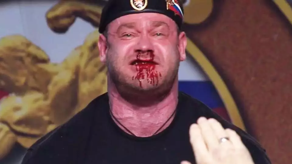 Weightlifter Bleeds From Nose During 67 Stone Deadlift 