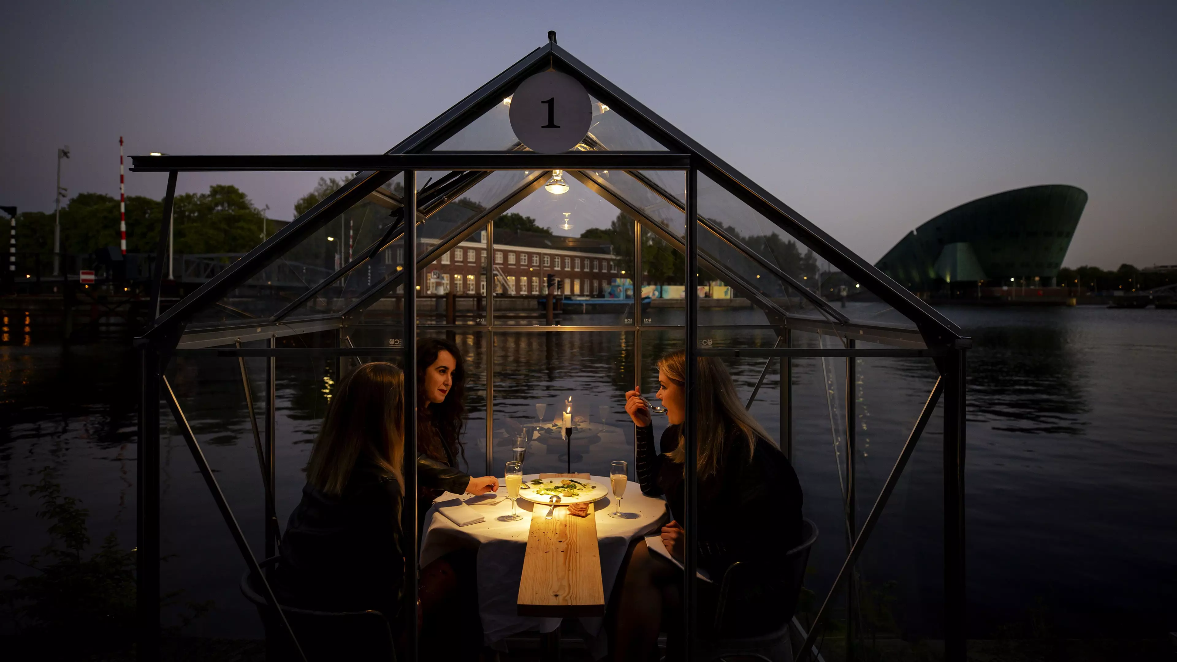 People Dine In Private Greenhouses At Amsterdam Restaurant 