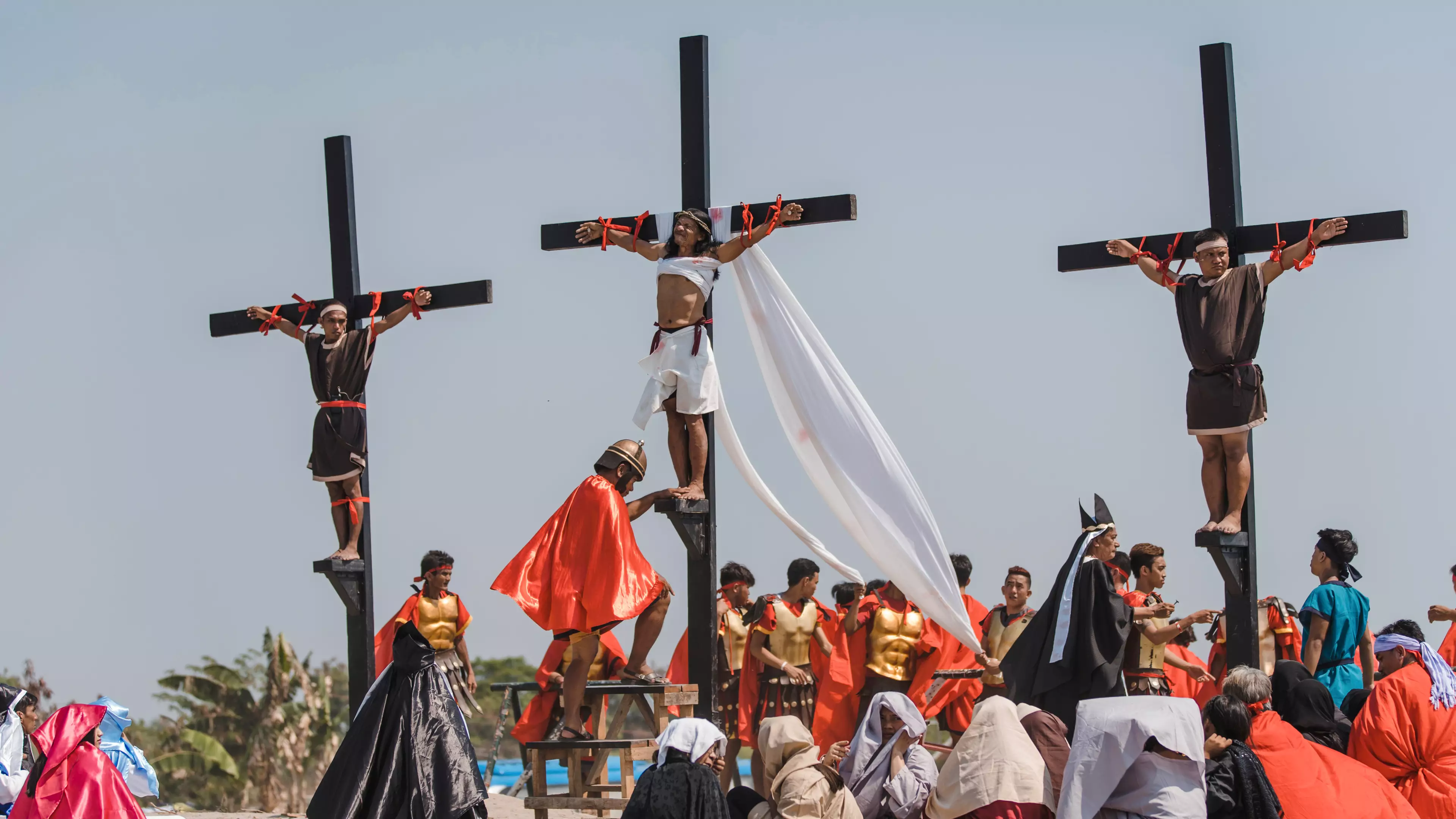 Devoted Catholics Nailed To Crosses To Celebrate Good Friday 