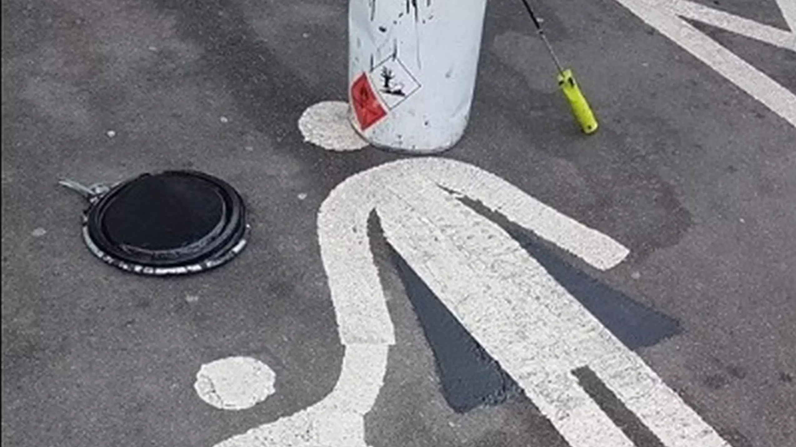 Mum Slams Decision To Paint Over Skirt In Aldi Parent And Child Parking Bay