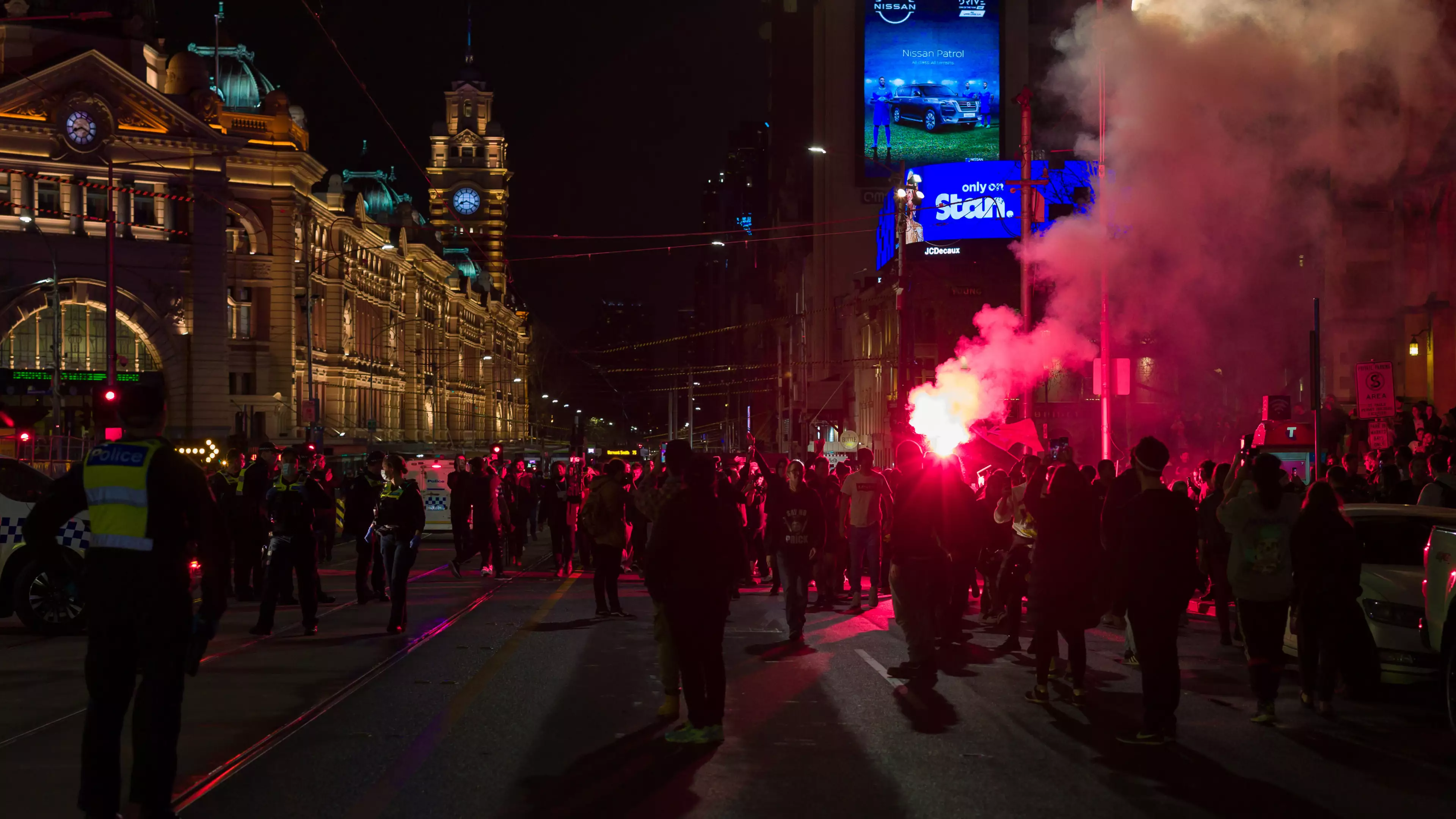Massive Protest Erupted In Melbourne After Sixth Lockdown Announced