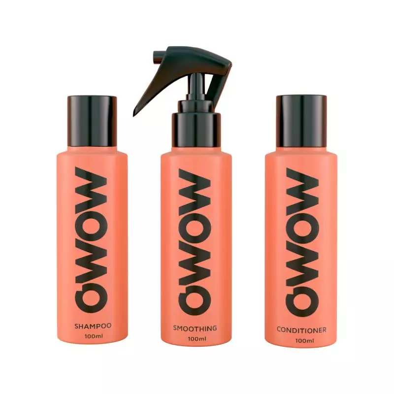 The kit features a 100ml Smoothing treatment spray, a 100ml Sulfate-free shampoo and a 100ml Sulfate-free conditioner (