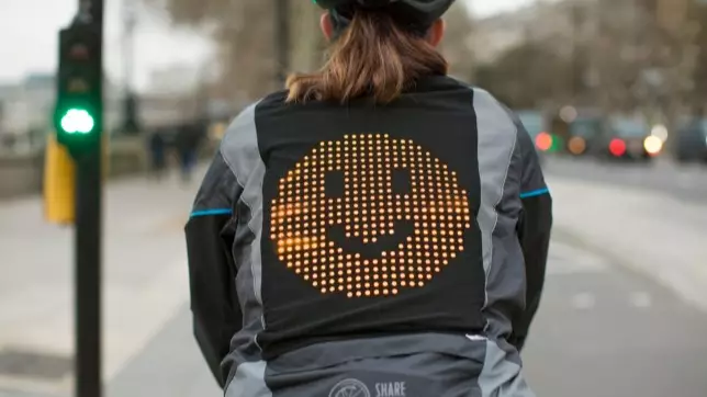 ​New Emoji Jacket Lets Cyclists Share Their Mood With Drivers