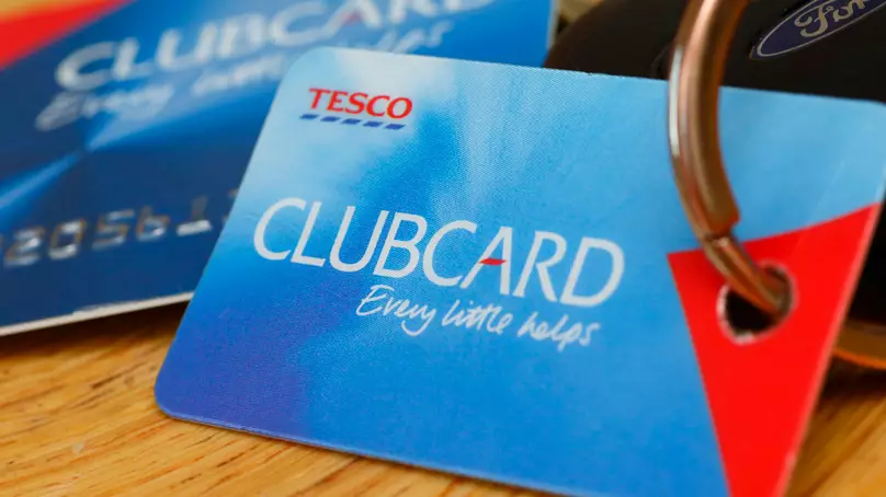 Tesco has said that it is delaying changes to its Clubcard rewards scheme after an outcry from customers.