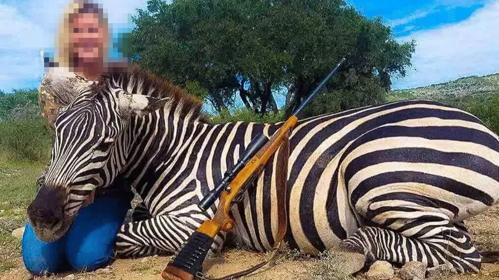 ​People Are Paying Up To £25,000 To Kill Exotic Animals On USA Ranch Holidays